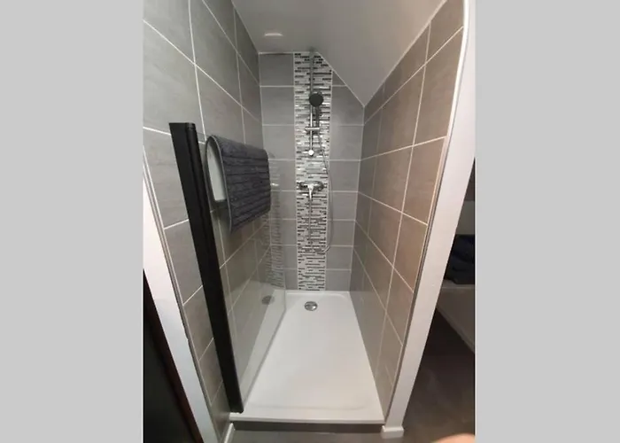 Hyper Centre * 卢德